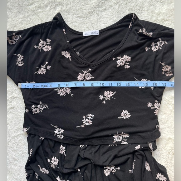 Maternity Maxi Dresses Black and White bundle - Picture 10 of 15